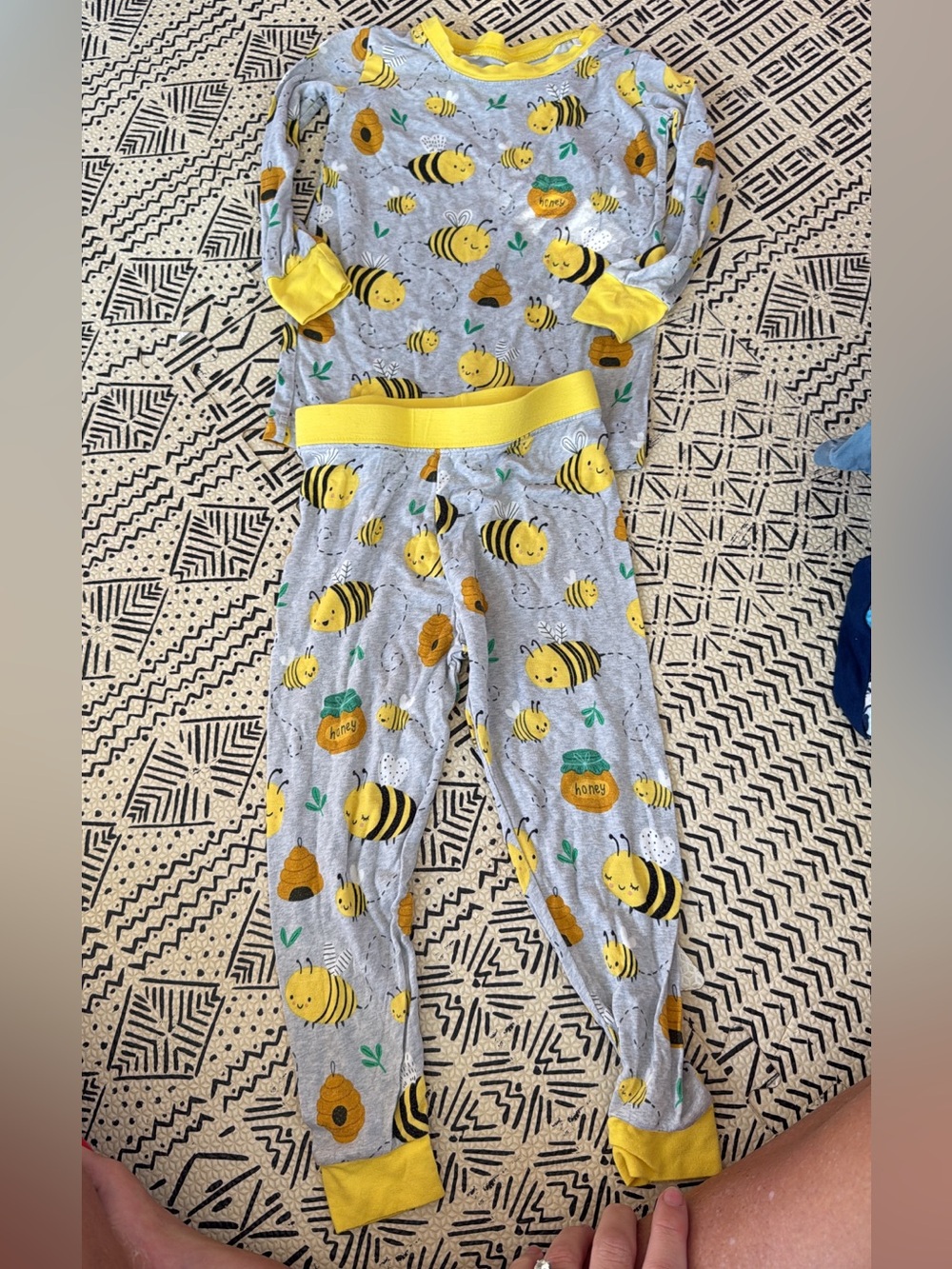 Little sleepies bee print PJs, 12/18